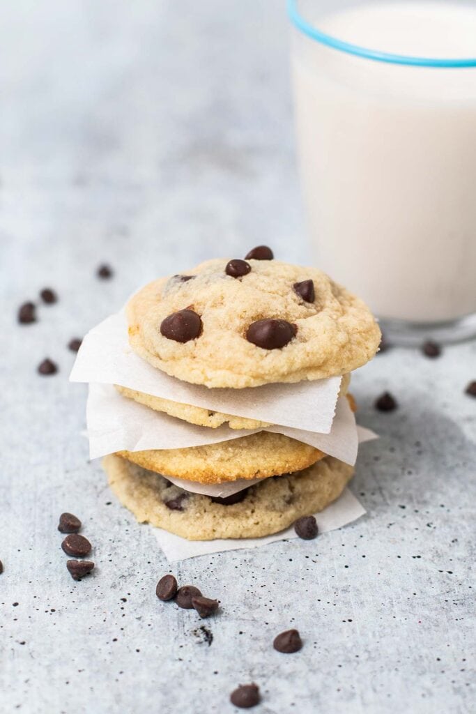 A stack of 4 keto cookies.