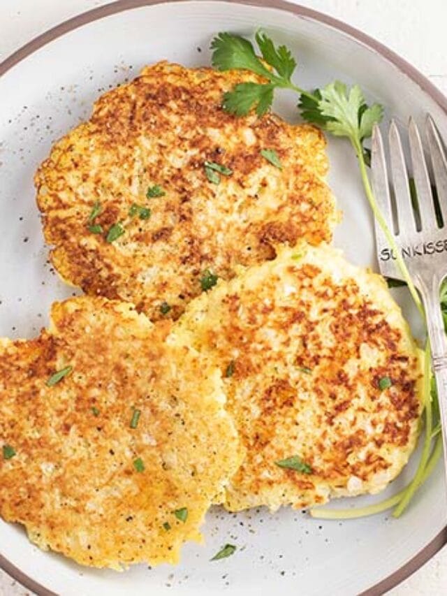 Cauliflower Fritters (Low Carb Hash browns) - blissfullylowcarb.com