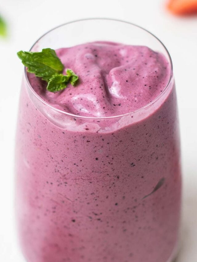 Acai Smoothie - blissfullylowcarb.com