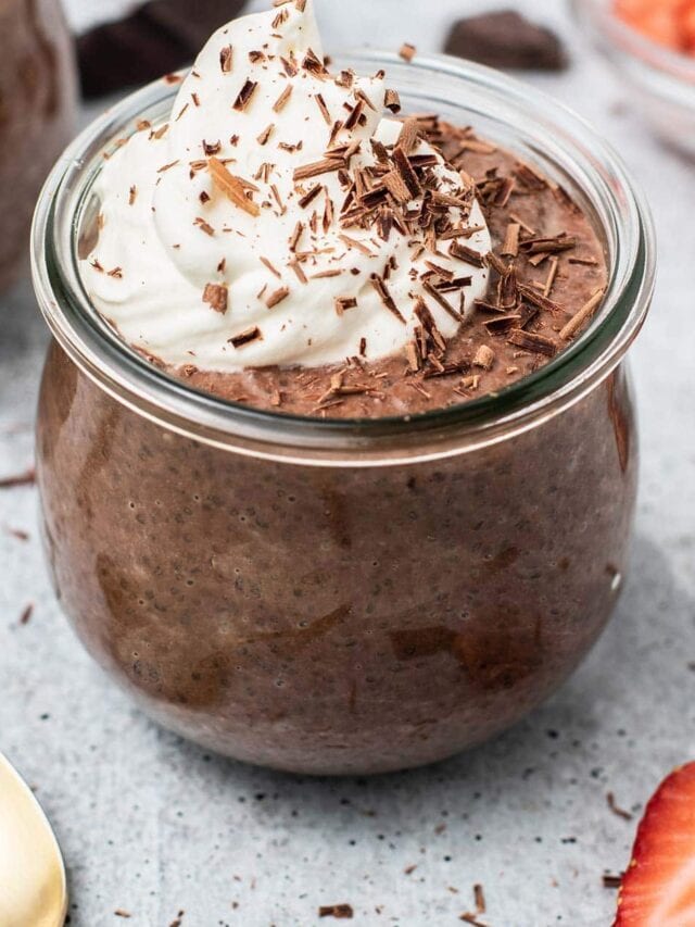 Quick & Simple Chocolate Chia Pudding (Keto & Sugar Free!)