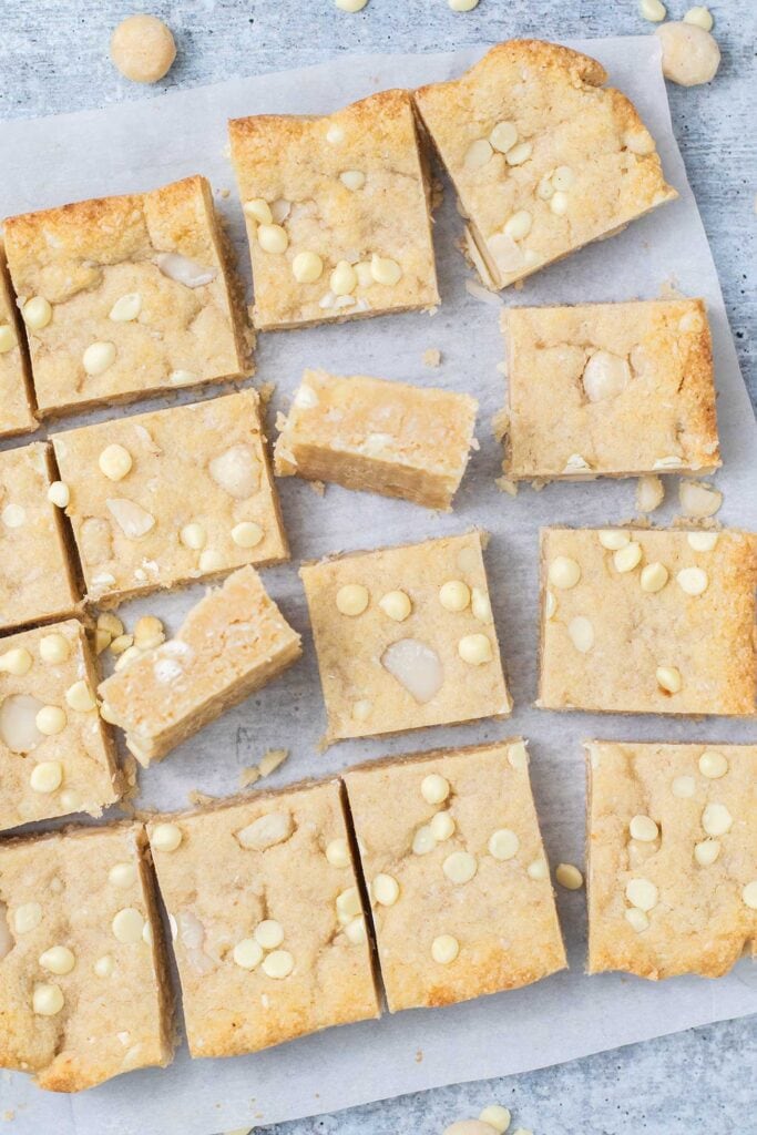 The cookies cooled and cut into 16 squares.