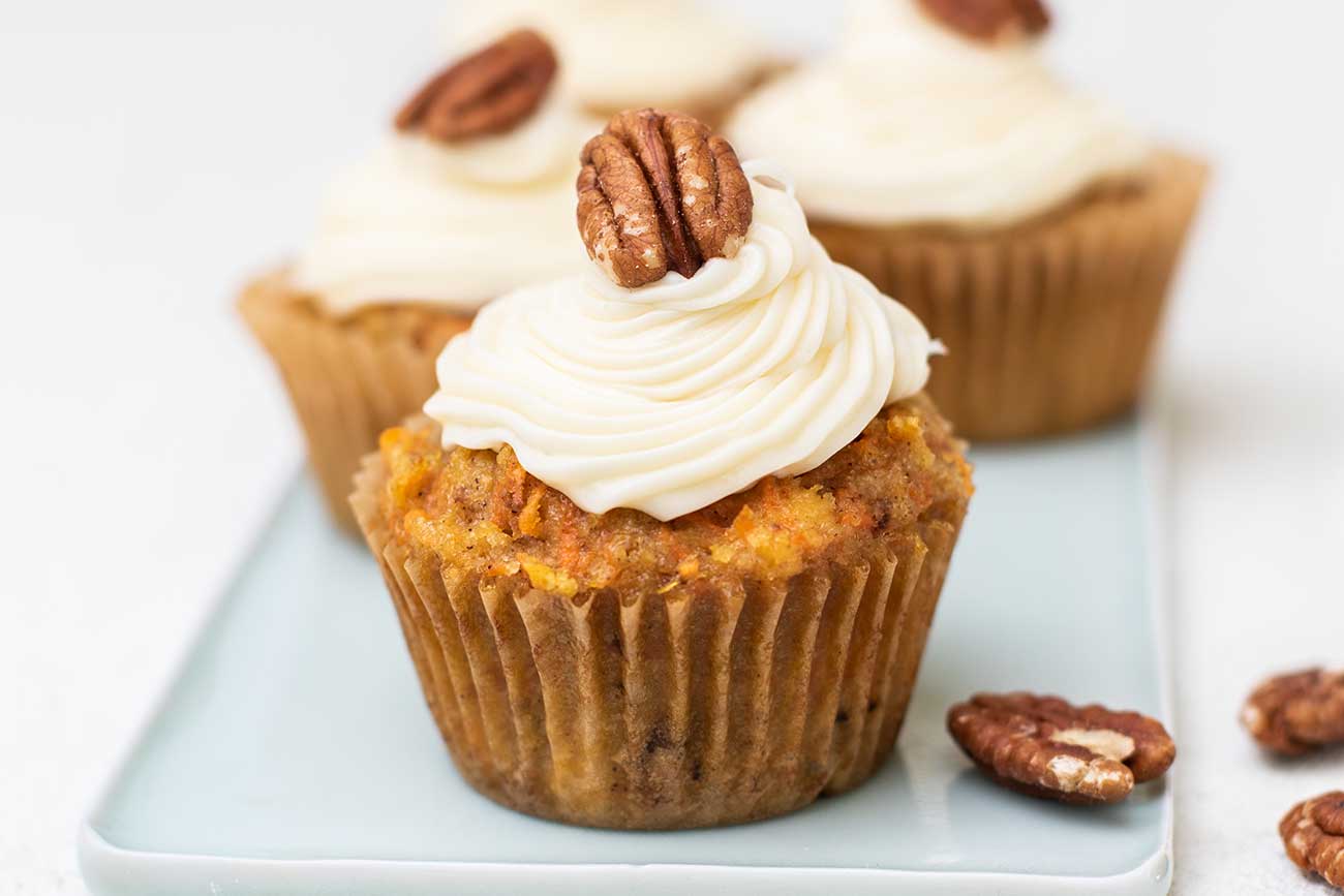 Keto Carrot Cake Cupcakes with Cream Cheese Frosting - Sugar Free